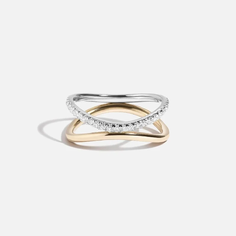 Bossa Nova Band & Diamond Ring Set