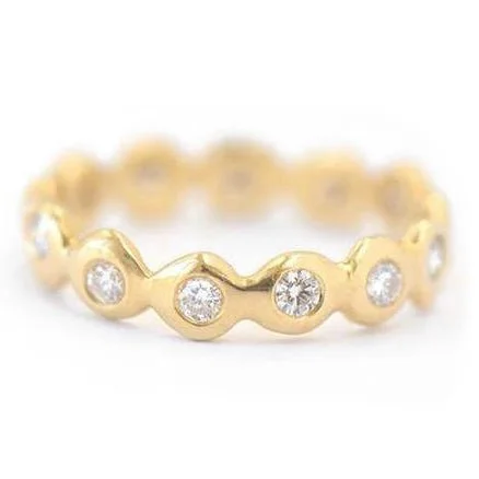 18K Yellow Gold "Dot Around" Diamond Band