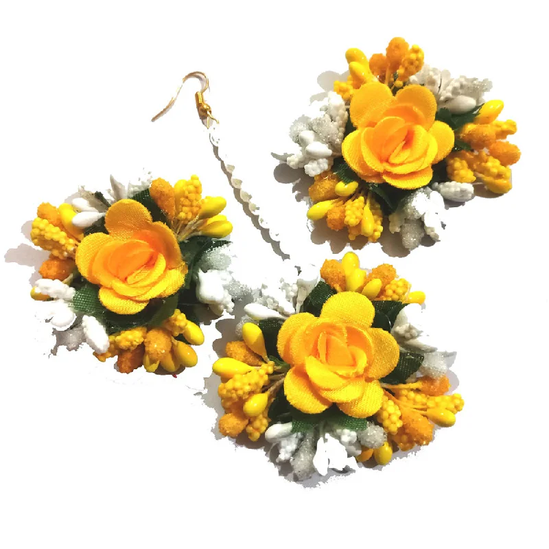 Make Your Outfit Shine With Discounted Jewelry Kavyas Kreation Floral Earrings With Mangtikka